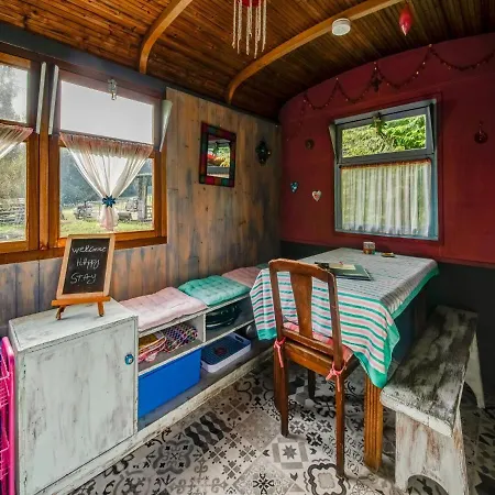 Holiday In With Terrace Casa vacanze Houffalize